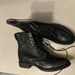 Ariat paddock boots size 9 black